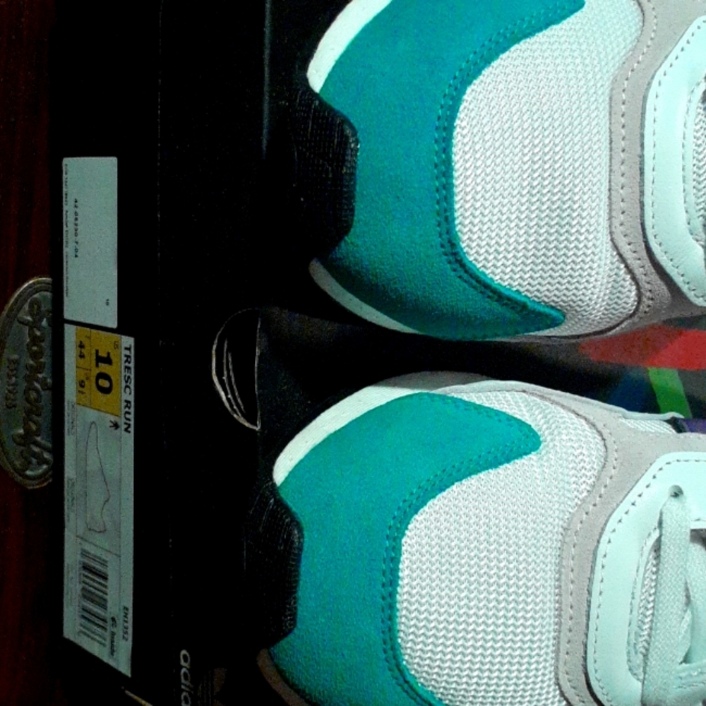 Mens  brand new ADDIDAS  size 10 for men